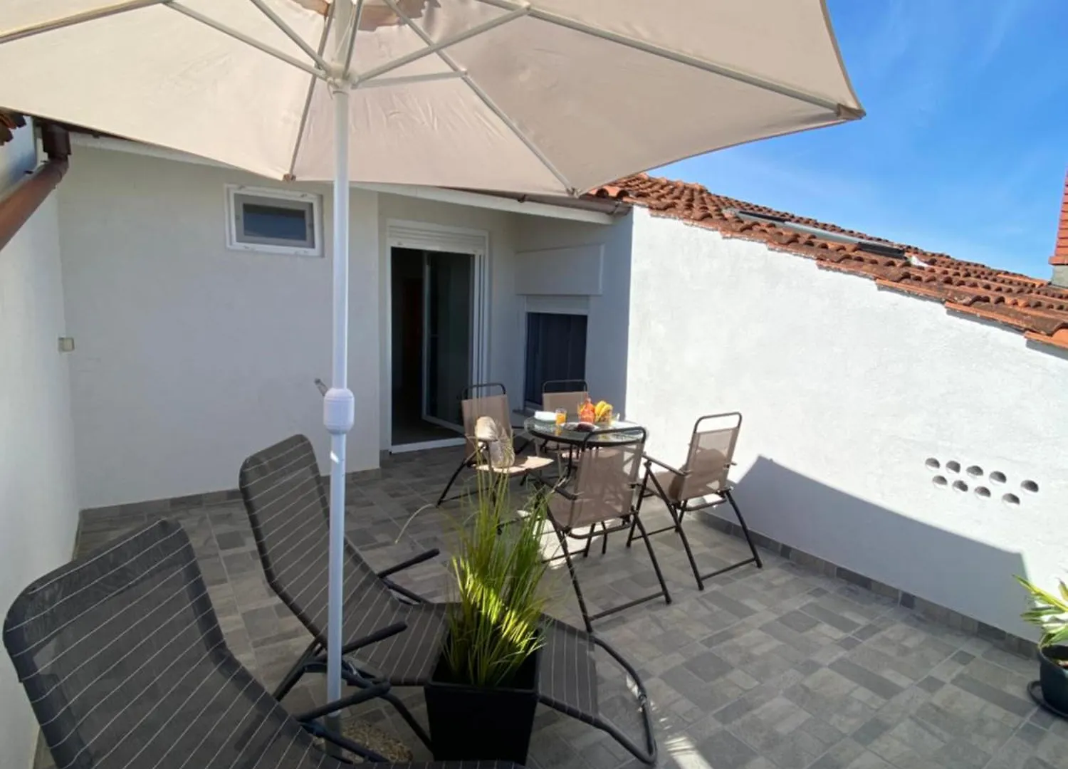 Apartments Jozephine Pula 0*,